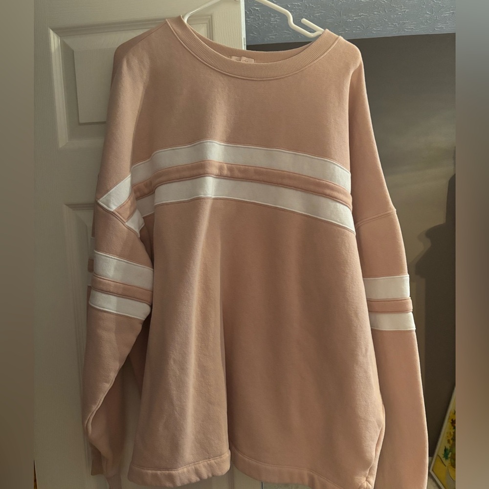Nuuds Varsity crew neck in pink